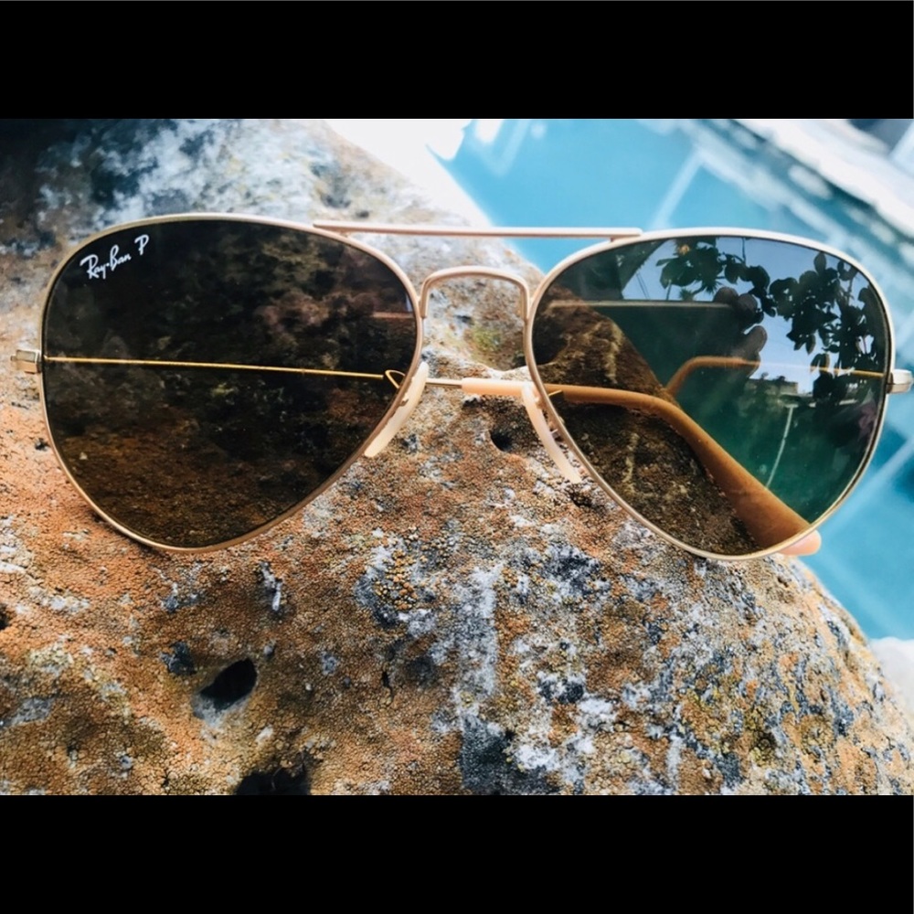 Polarized Ray-Ban matte gold aviators (RB3025)
